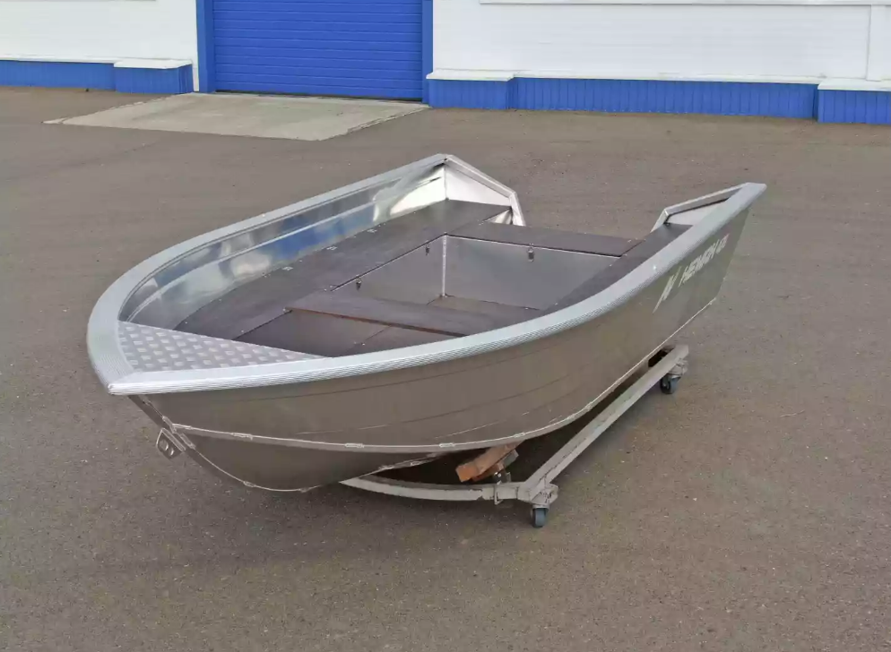 Алюминиевая лодка  Неман-420 в Орске
