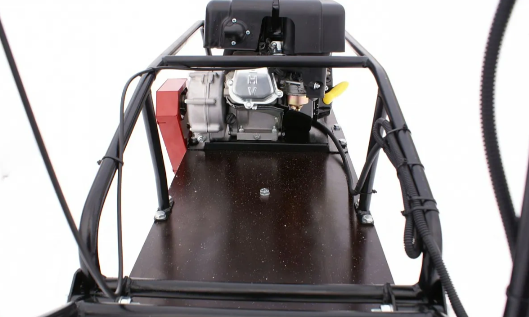 Мотобуксировщик БТС «МАЛЕК» 380/7 БЕЗ э/зап. Б/У в Орске