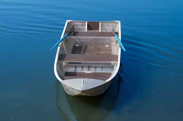 Алюминиевая лодка Вятка-Профи 32 в Орске