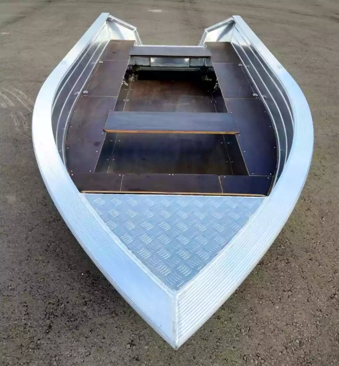 Алюминиевая лодка Неман-400 в Орске