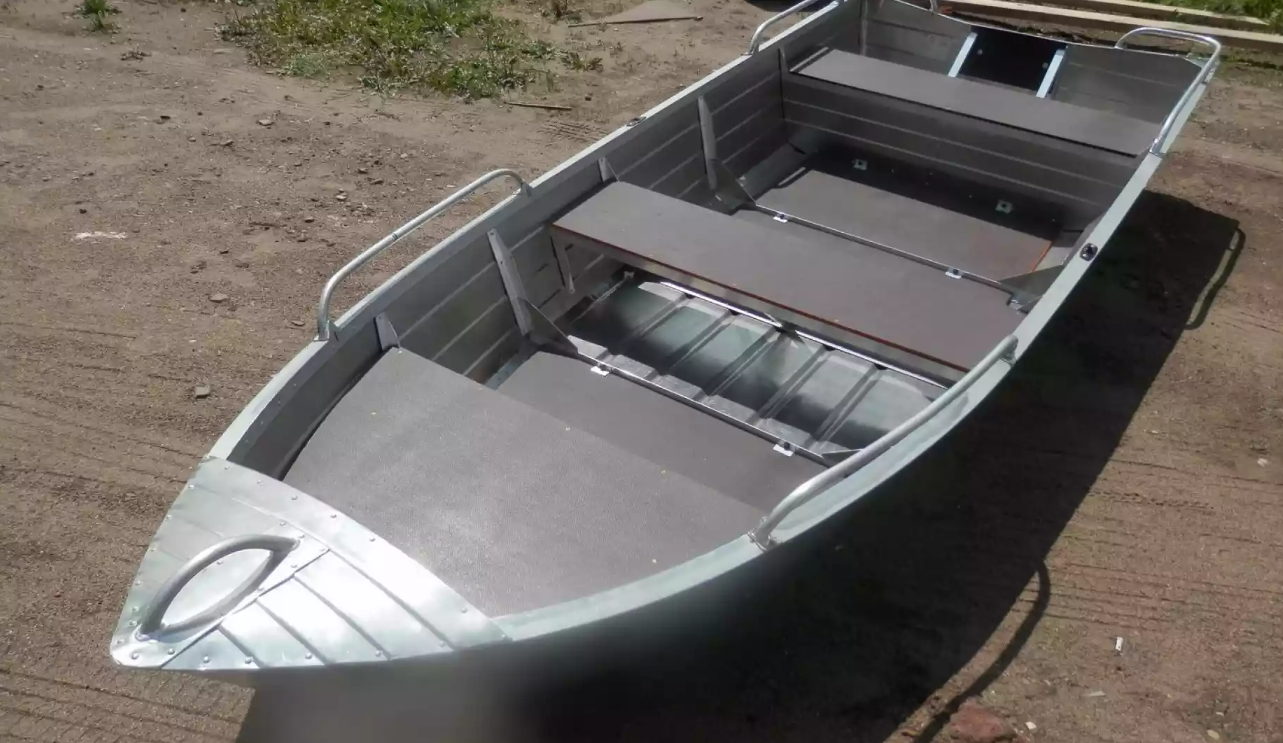 Алюминиевая лодка Вятка-Профи 32 в Орске