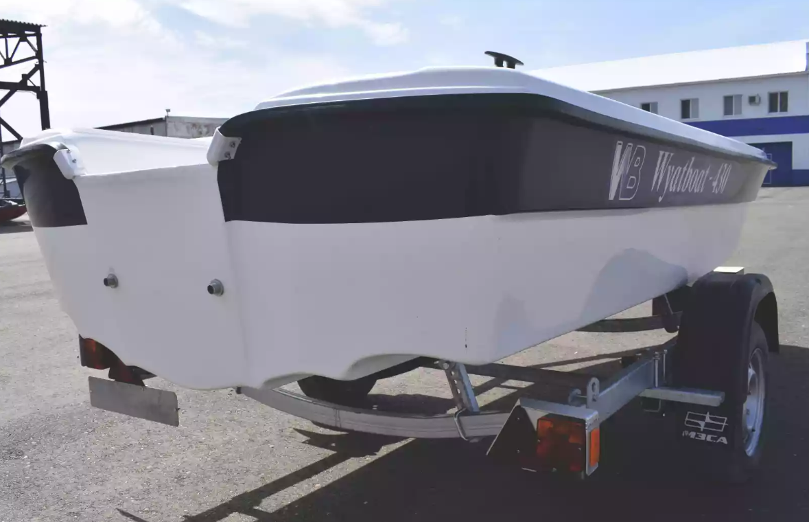 Стеклопластиковая лодка Wyatboat 430 тримаран в Орске