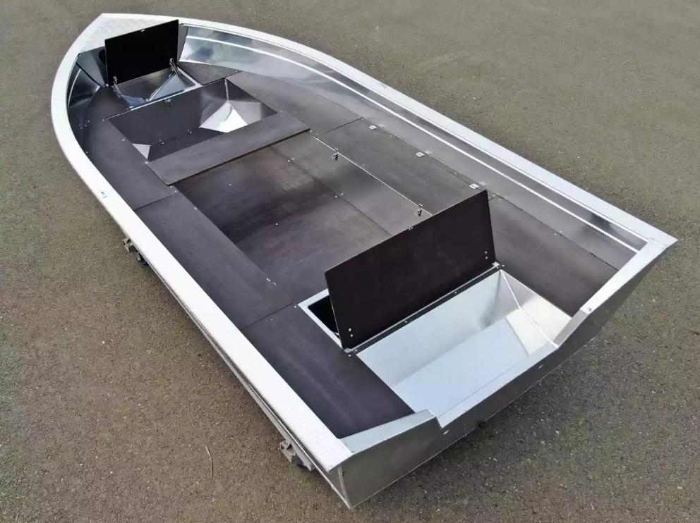 Алюминиевая лодка  Неман-420 в Орске