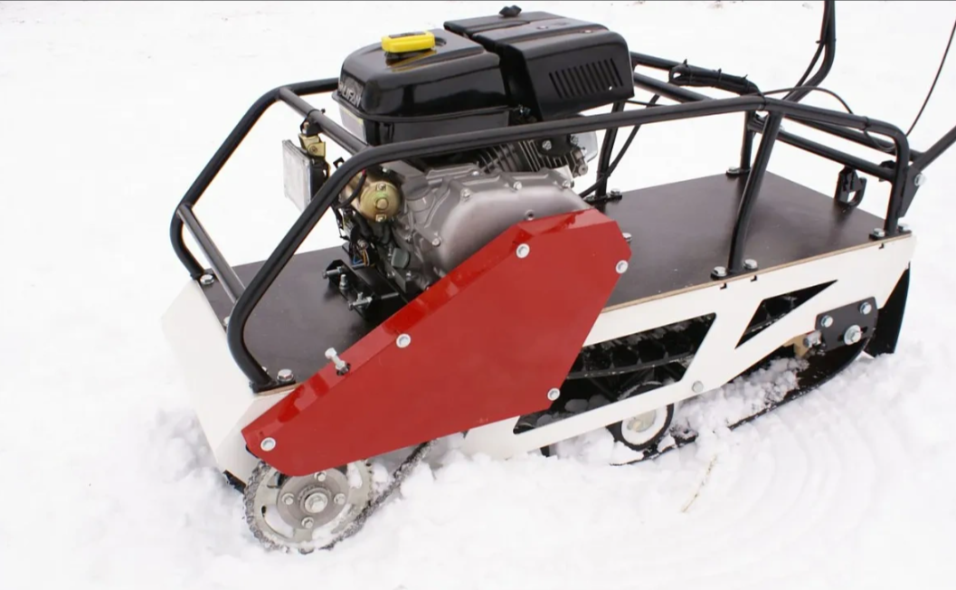 Мотобуксировщик БТС «МАЛЕК» 380/7 БЕЗ э/зап. Б/У в Орске