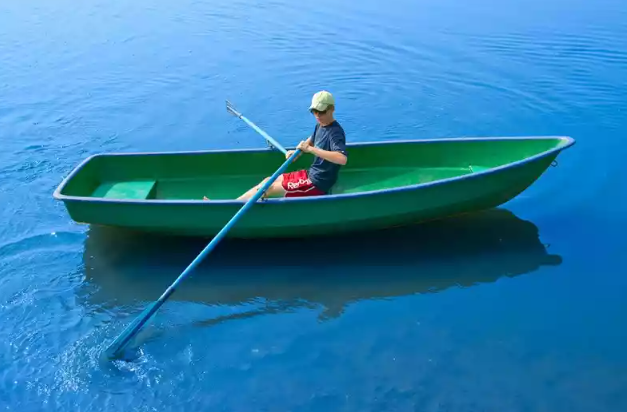 Стеклопластиковая Лодка Голавль в Орске
