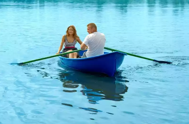 Стеклопластиковая лодка Дельфин в Орске