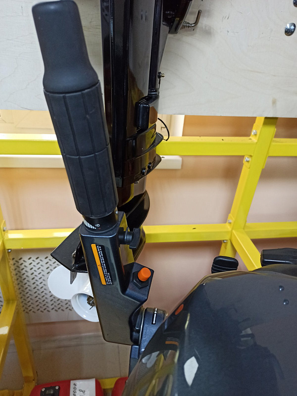 Лодочный мотор BREEZE F9,9S (4х тактный) в Орске