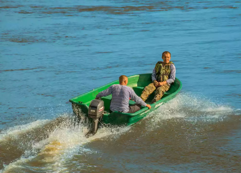 Стеклопластиковая лодка Neman-340 (тримаран) в Орске