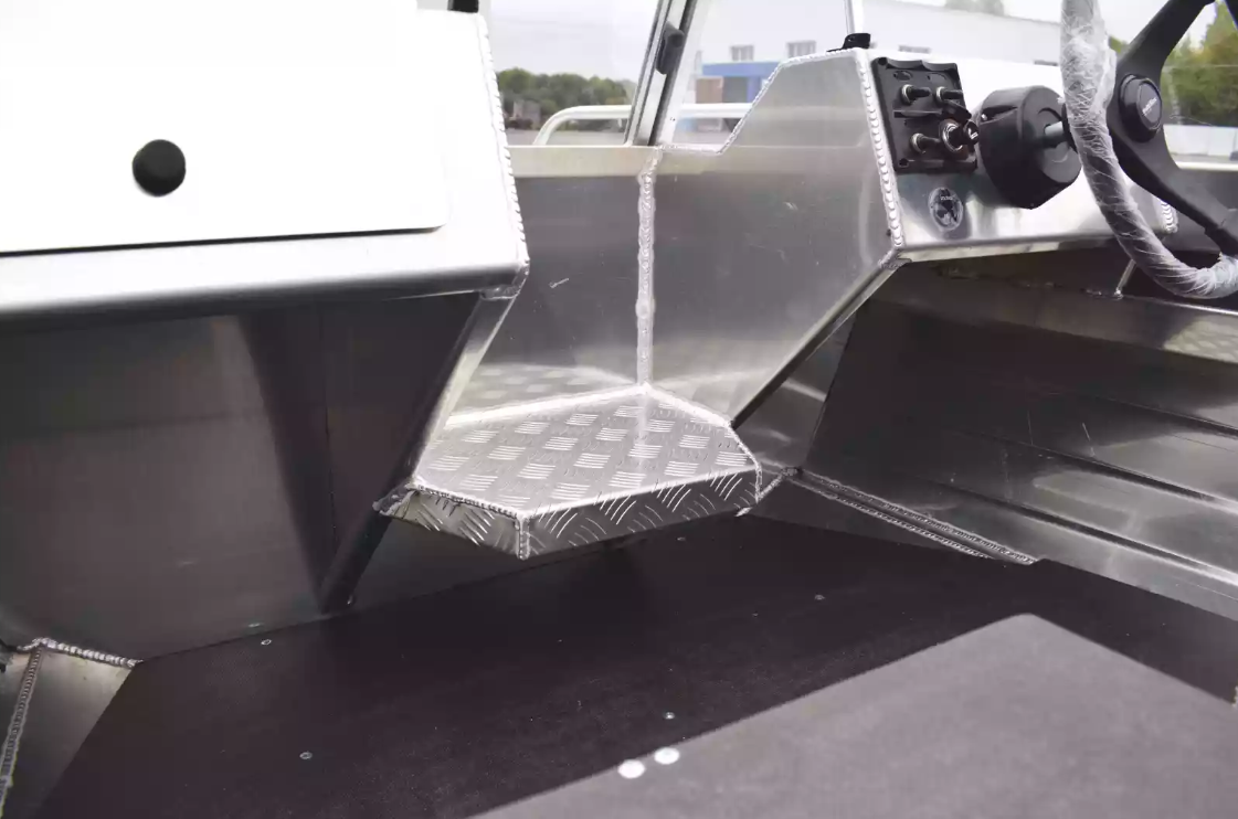 Алюминиевая лодка  Neman-400 PRO в Орске