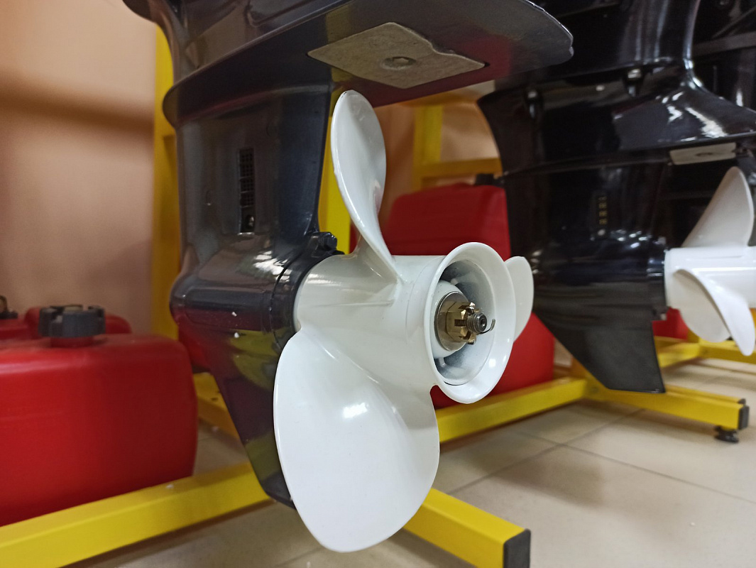 Лодочный мотор BREEZE F9,9S (4х тактный) в Орске