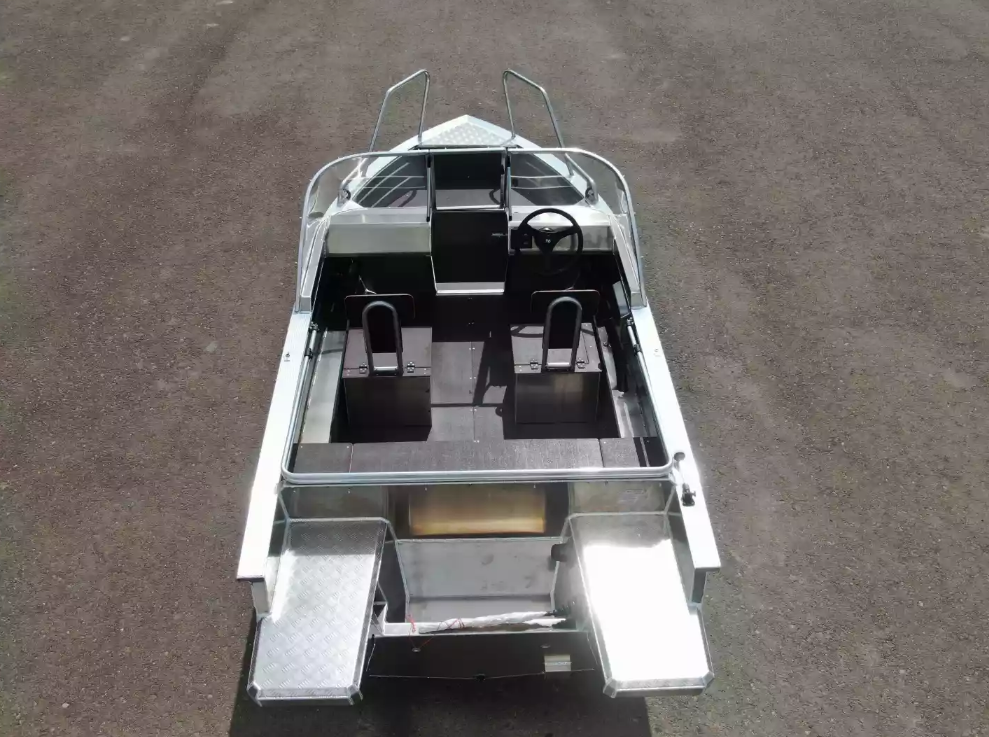 Алюминиевая лодка  Неман-400 DCM NEW в Орске