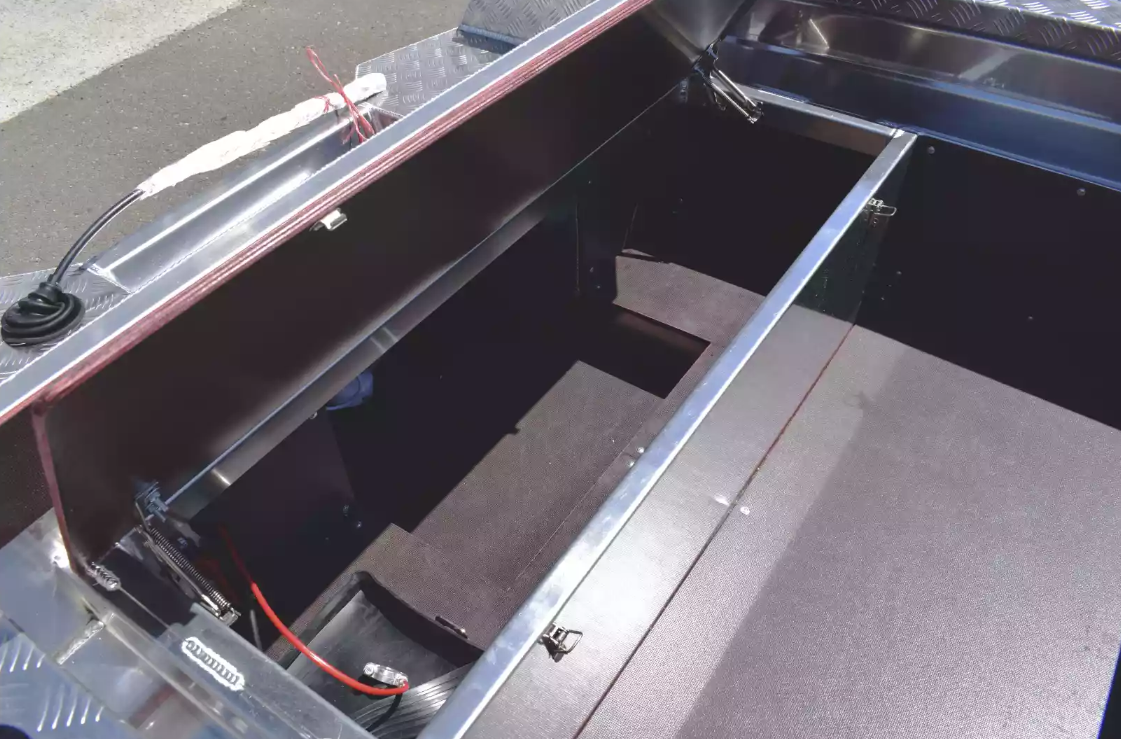 Алюминиевая лодка Wyatboat-390 DCM в Орске