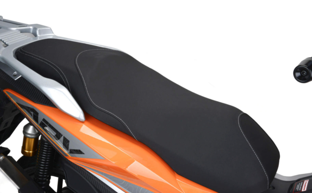 Скутер MOTOLAND (МОТОЛЕНД) T-MAX 150 в Орске