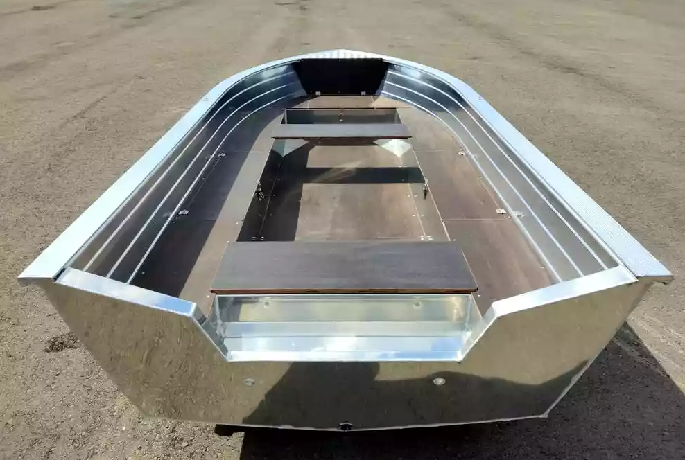 Алюминиевая лодка Неман-400 в Орске