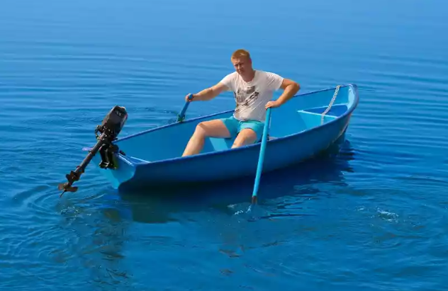 Стеклопластиковая лодка Омуль в Орске