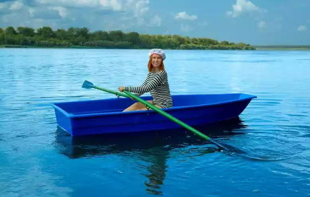 Стеклопластиковая лодка Малютка в Орске