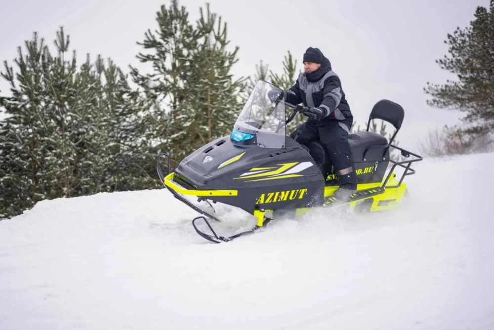 Миниснегоход Бурлак Азимут 24 л.с. , эл.запуск, реверс, тормоз гидравл, капот черный в Орске