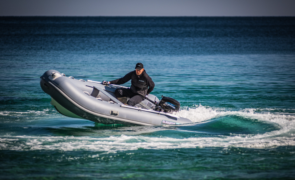 Лодка GLADIATOR RIB380AL в Орске