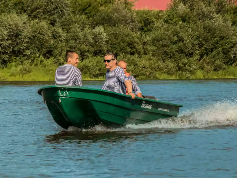 Стеклопластиковая лодка Neman-340 (тримаран) в Орске