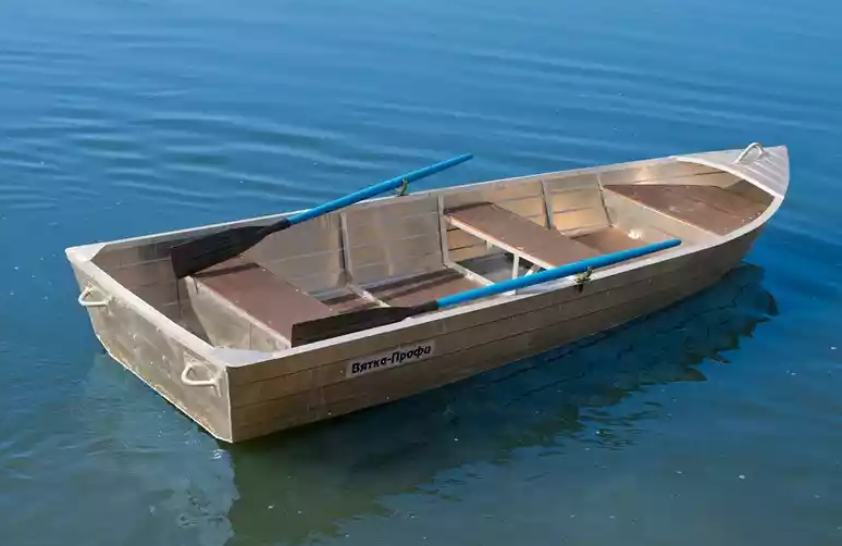 Алюминиевая лодка Вятка-Профи 32 в Орске