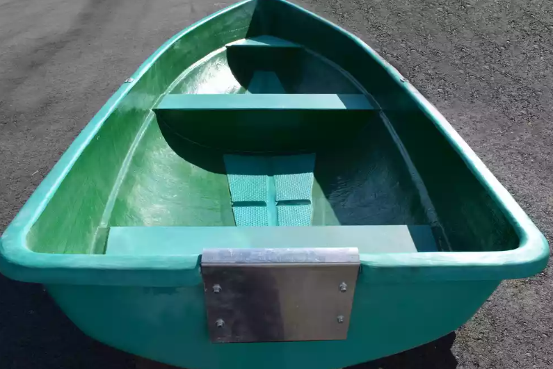 Стеклопластиковая Лодка Голавль в Орске