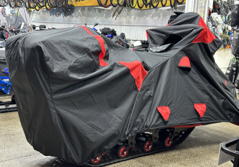 Чехол транспорт. снегохода IKUDZO HUNTER черно-красный Оксфорд ПРЕМИУМ качества с лого IKUDZO в Орске