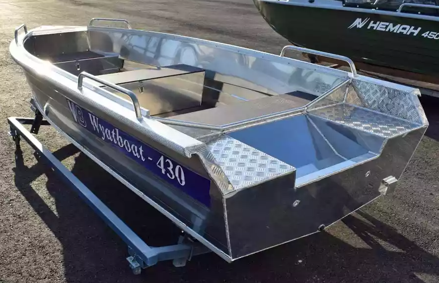 Алюминиевая лодка  Wyatboat-430 Р в Орске