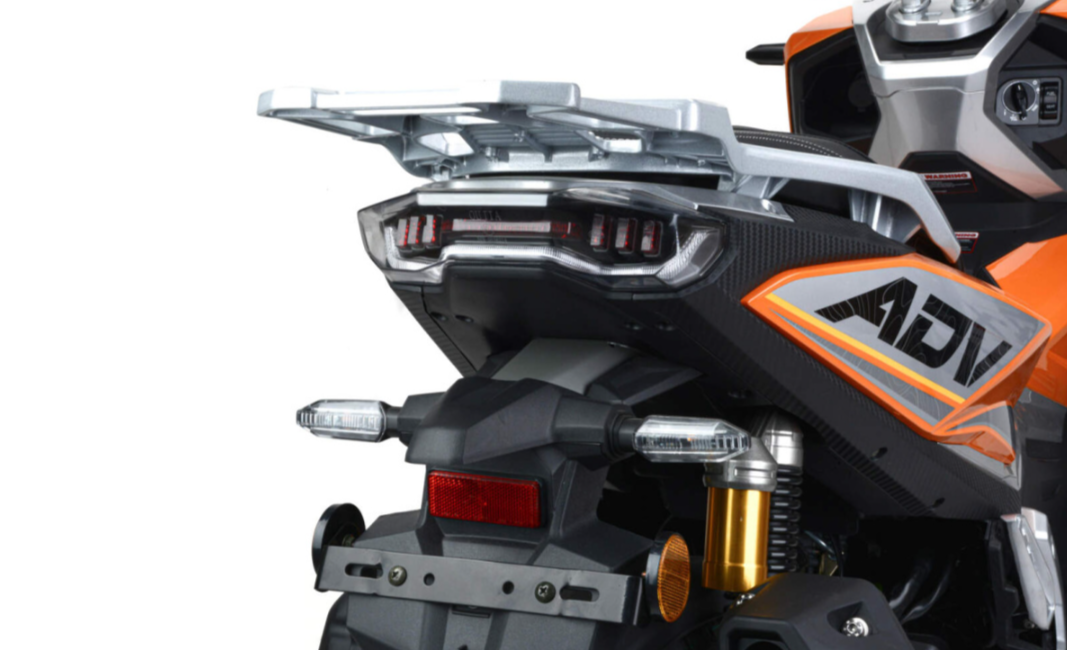 Скутер MOTOLAND (МОТОЛЕНД) T-MAX 150 в Орске