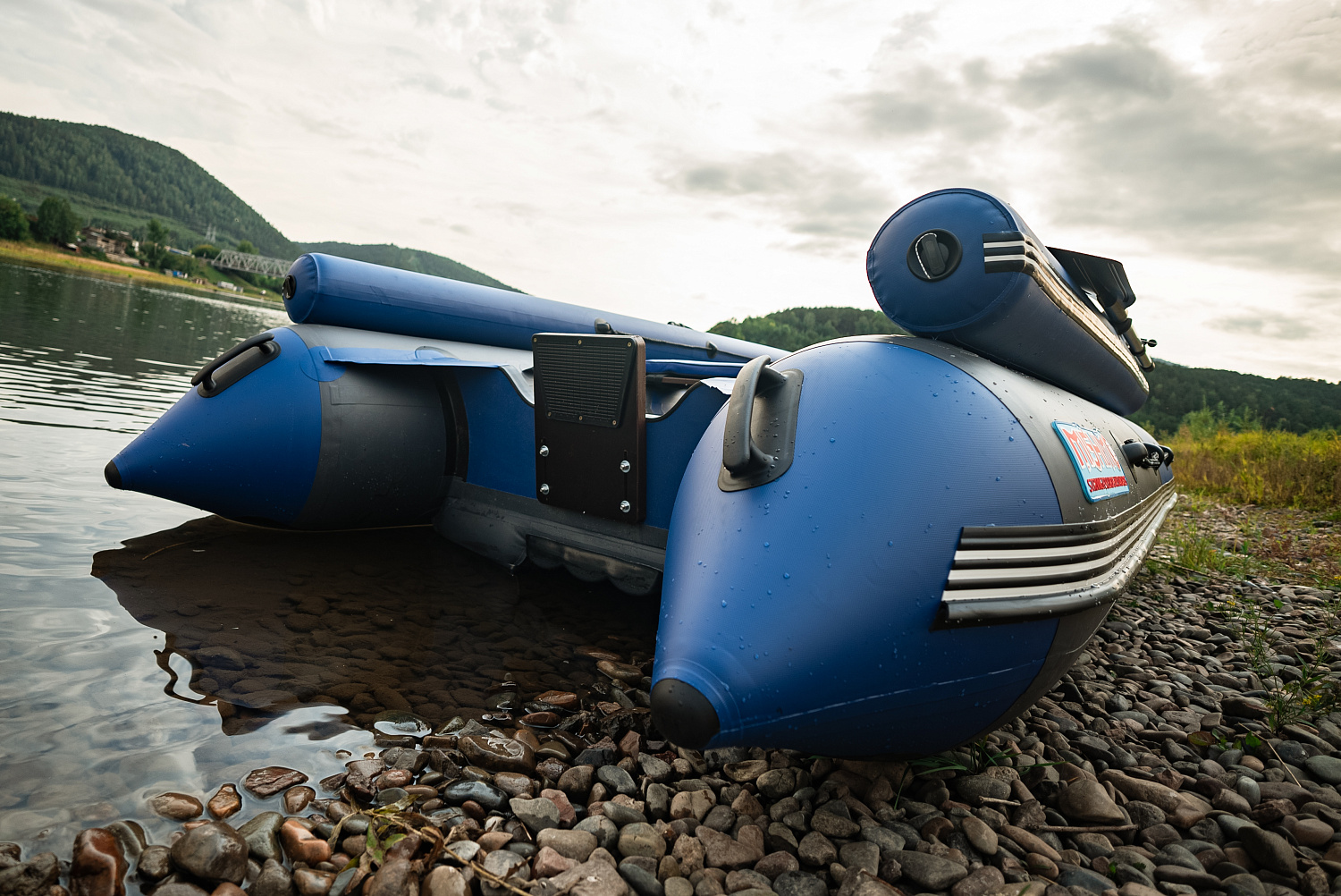 Лодка MISHIMO RIVER FJET PRO 400 под водомет в Орске