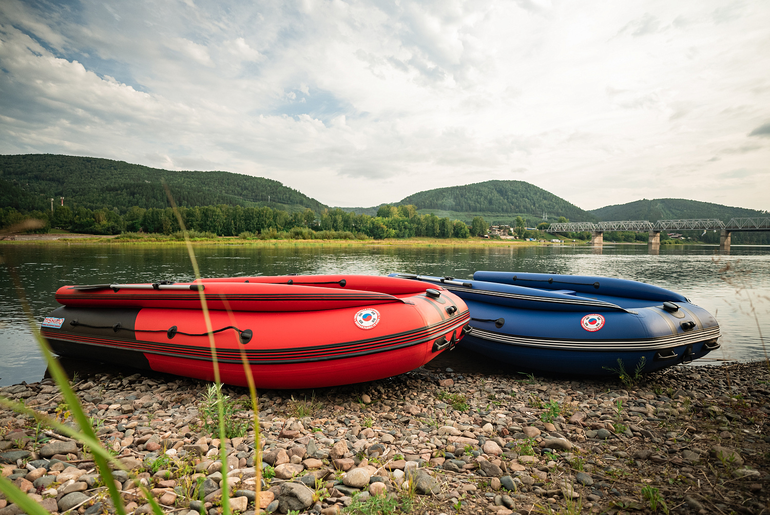 Лодка MISHIMO RIVER FJET PRO 400 под водомет в Орске