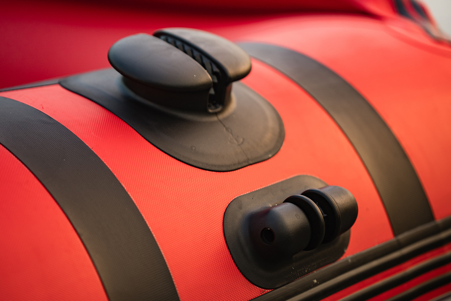 Лодка MISHIMO RIVER FJET PRO 400 под водомет в Орске