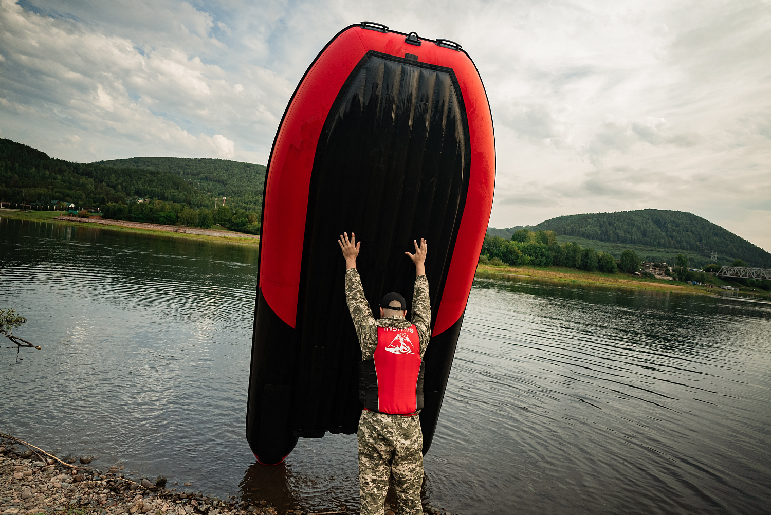 Лодка MISHIMO RIVER FJET PRO 400 под водомет в Орске