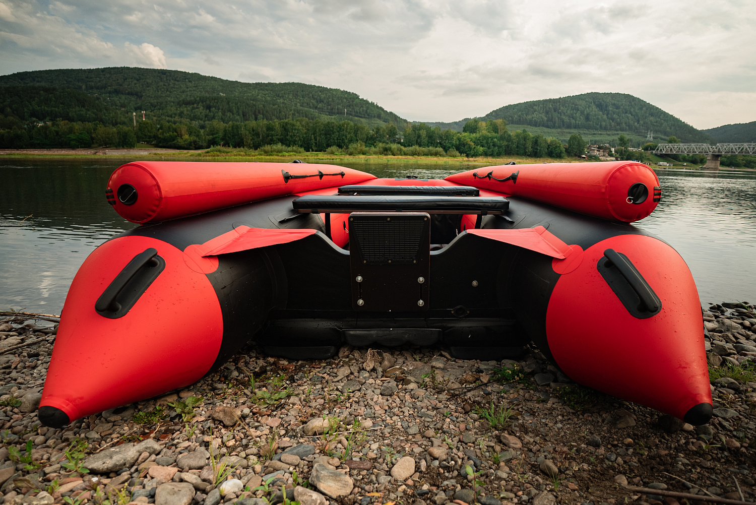 Лодка MISHIMO RIVER FJET PRO 400 под водомет в Орске