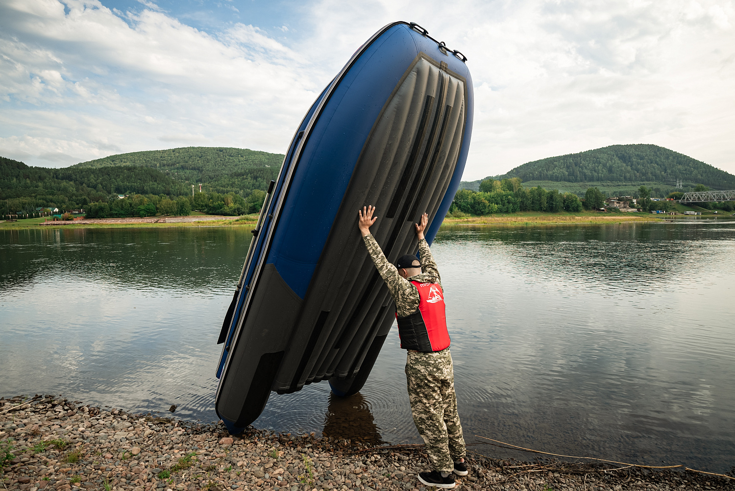Лодка MISHIMO RIVER FJET PRO 400 под водомет в Орске