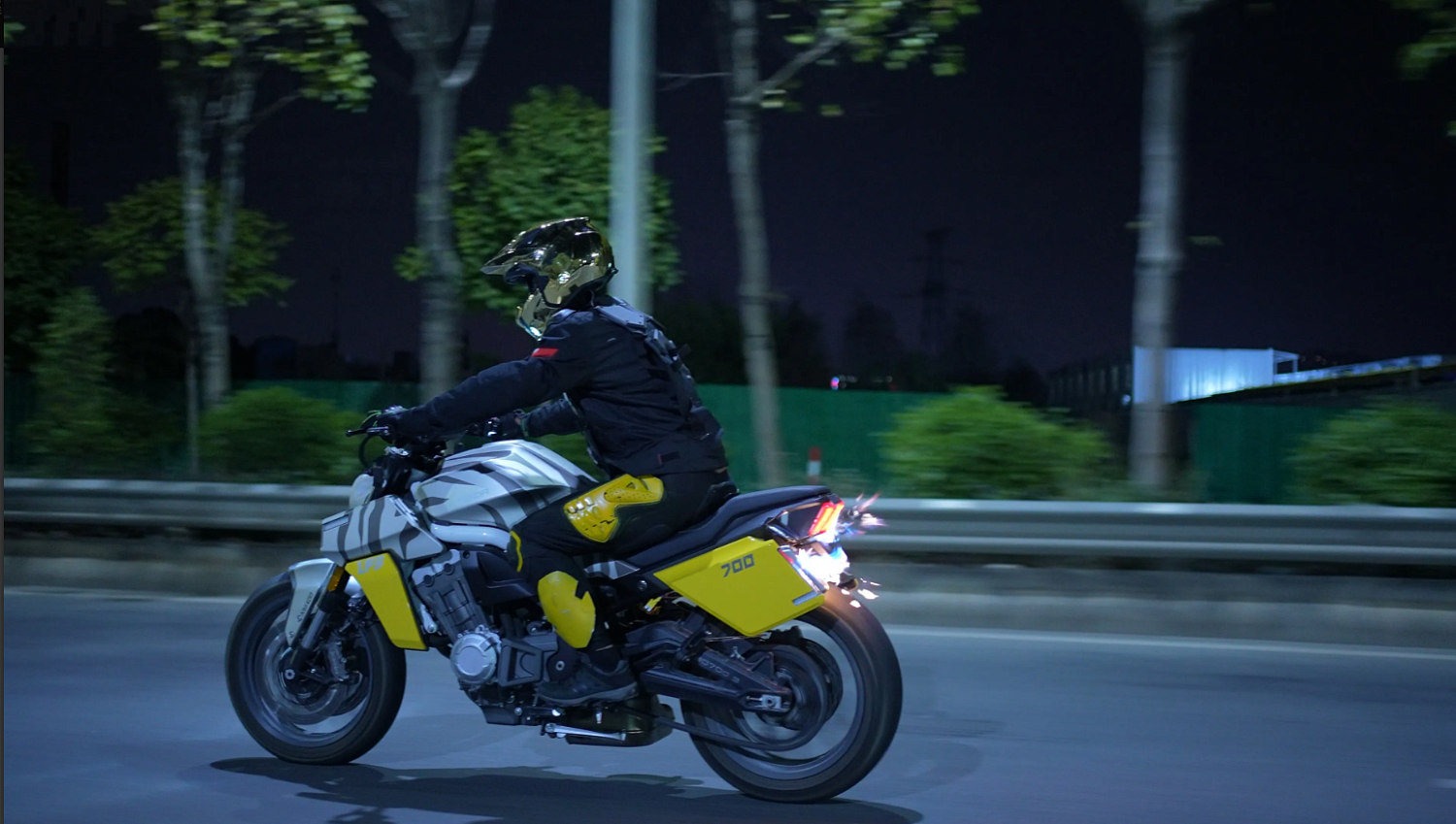 Мотоцикл Benda LFS 700 в Орске